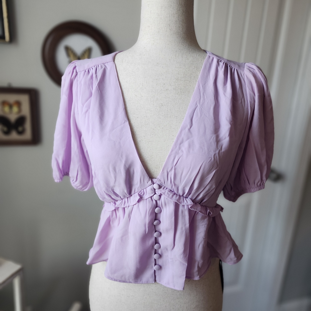 Lulu's Lavender V-Neck Buttoned Top